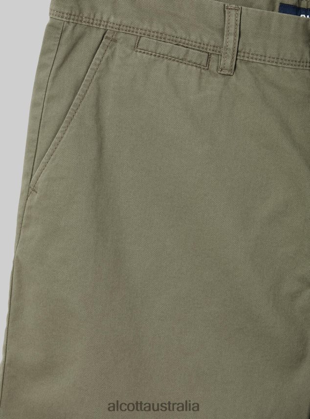 Plain Fit Twill Bermuda Shorts Men 2TH442735 NA1 NAVY DARK Alcott Clothing
