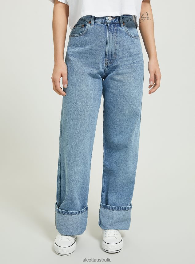 Regular Fit Jeans With Pleat Women 2TH44250 D005 LIGHT BLUE Alcott Clothing